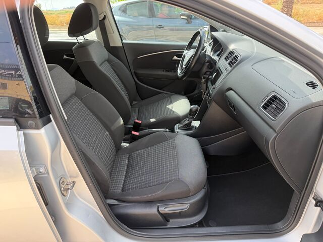 VOLKSWAGEN POLO ADVANCE 1.2 TSI AUTO SPANISH LHD IN SPAIN 72000 MILES SUPER 2015
